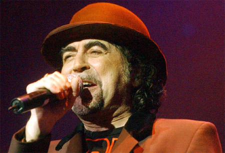 joaquin sabina, fito paez y joan manuel serrat
